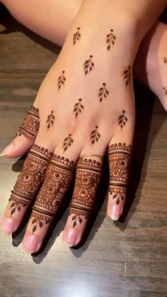 modern ring finger mehndi designs
