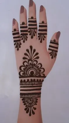 Simple Ring Finger Mehndi Designs