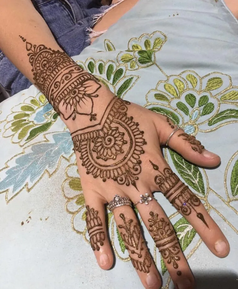 Cute and Easy Mehndi Designs for Kids with Smiley Faces