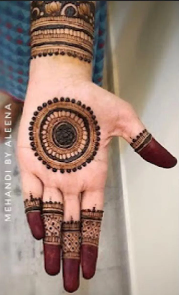 Simple Mehndi Designs for Kids Full Hand with Quick Henna Strokes