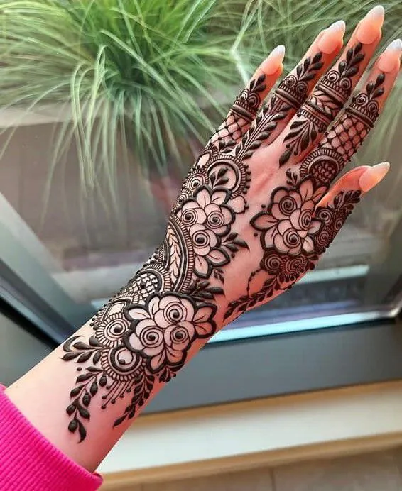 left hand front side mehndi design