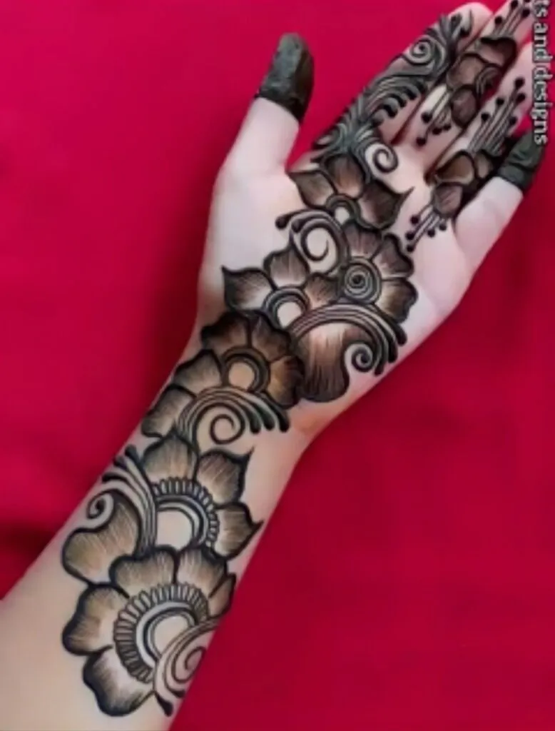 mehndi designs for left hand back side