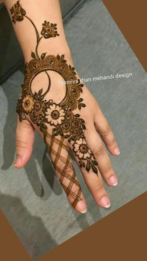 left hand mehndi design simple