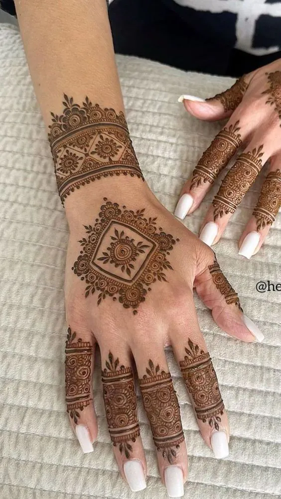 Beautiful Bengali Mehndi Designs