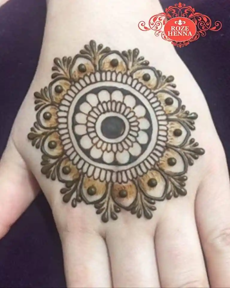 Easy Simple Mehndi Designs for Kids Step by Step with Paisley Art
