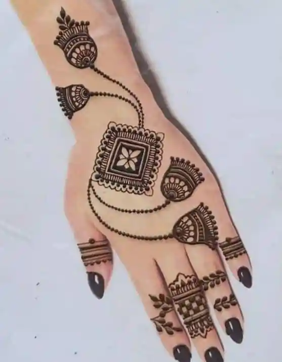 Beautiful Ring Finger Mehndi Designs